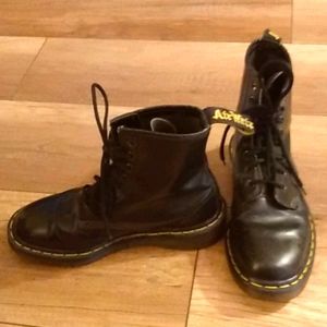 Dr. Martens 1460 Boots